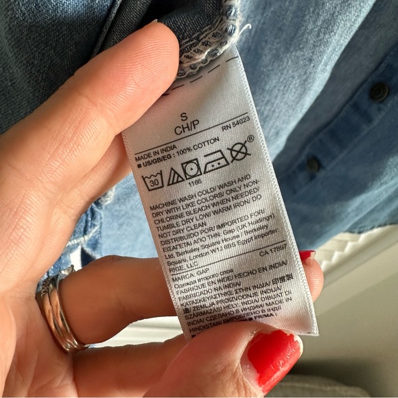 The Gap denim button up - Picture 2 of 3